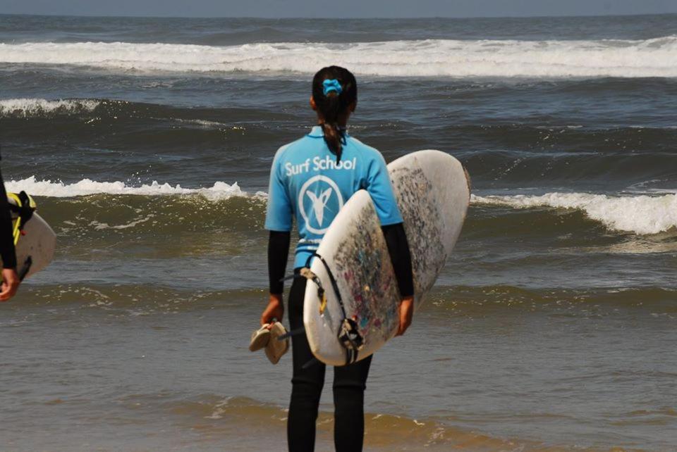 הוילה אובאר Furadouro Surf Camp מראה חיצוני תמונה